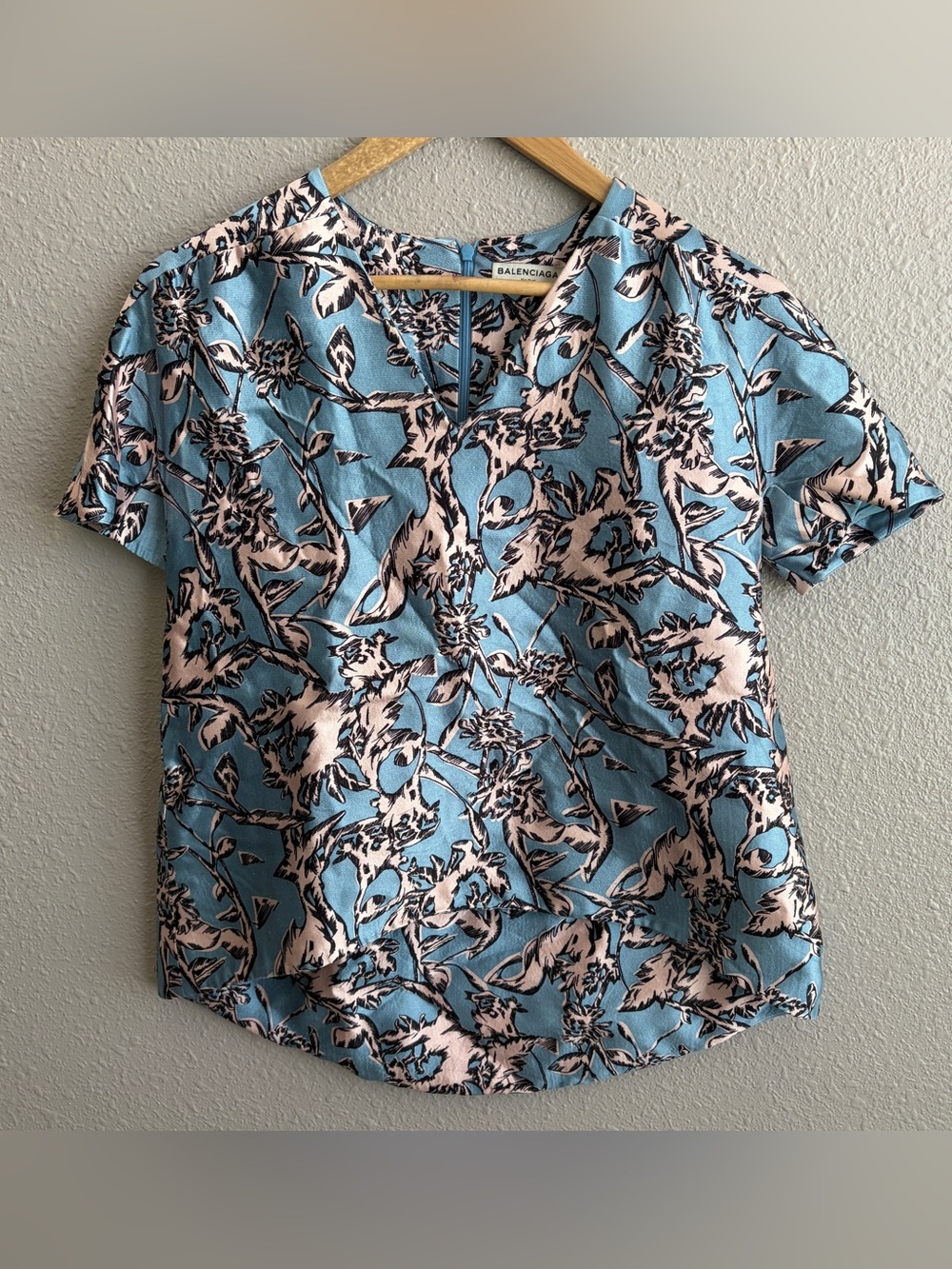 Balenciaga Blue Pink‎ Floral Print Short Sleeve Silk Blend High Low Blouse